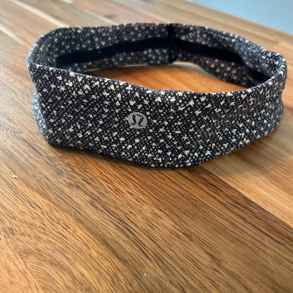 Lululemon Athletica Workout Headband